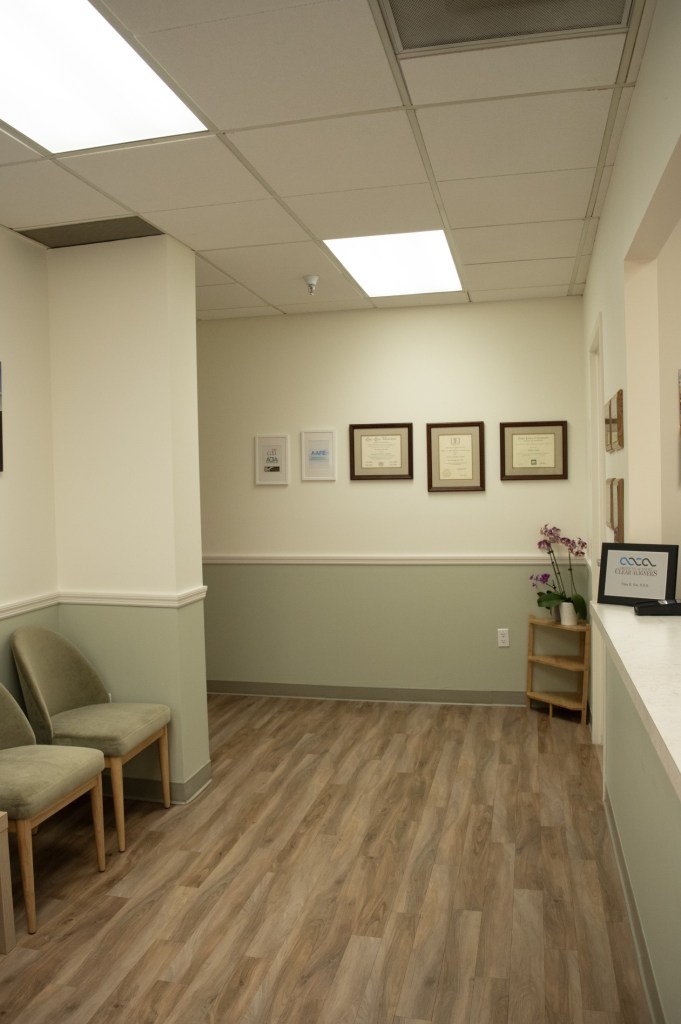 Waiting area and receiving area